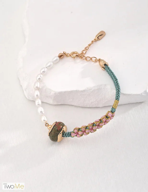 Armband mit Blumen und grünen Steinen - Jewelry & Accessories - Bracelets & Bangles - Charm Bracelets